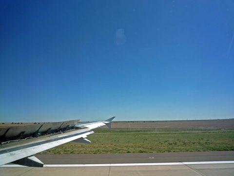 plane horizon