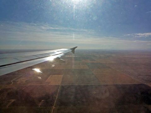 plane horizon