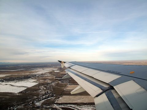 plane horizon